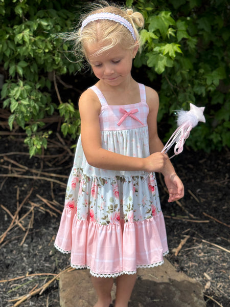 French Country Garden Twirler