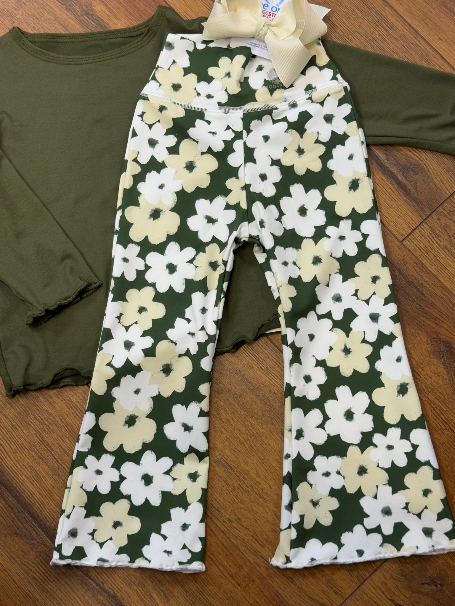 Emma Floral Flair Leggings