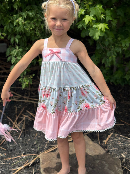 French Country Garden Twirler