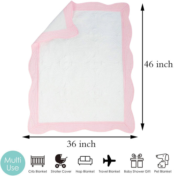 White Bow Trim Quilt